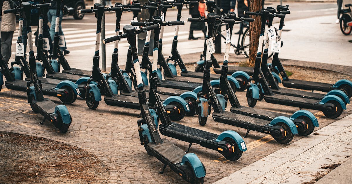 découvrez l'économie de partage, un modèle innovant qui favorise l'échange et la collaboration entre particuliers. explorez comment cette approche révolutionne la consommation, réduit les coûts et renforce les liens sociaux en mettant à disposition des biens et services au sein de la communauté.