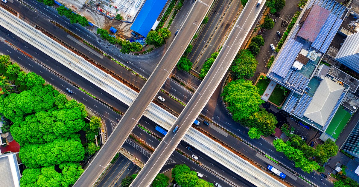 découvrez les bâtiments écologiques, une tendance révolutionnaire qui allie design durable et efficacité énergétique. apprenez comment ces structures respectueuses de l'environnement minimisent leur empreinte carbone tout en améliorant la qualité de vie. explorez les avantages des matériaux naturels, des systèmes d'énergie renouvelable et des technologies intelligentes dans la construction verte.