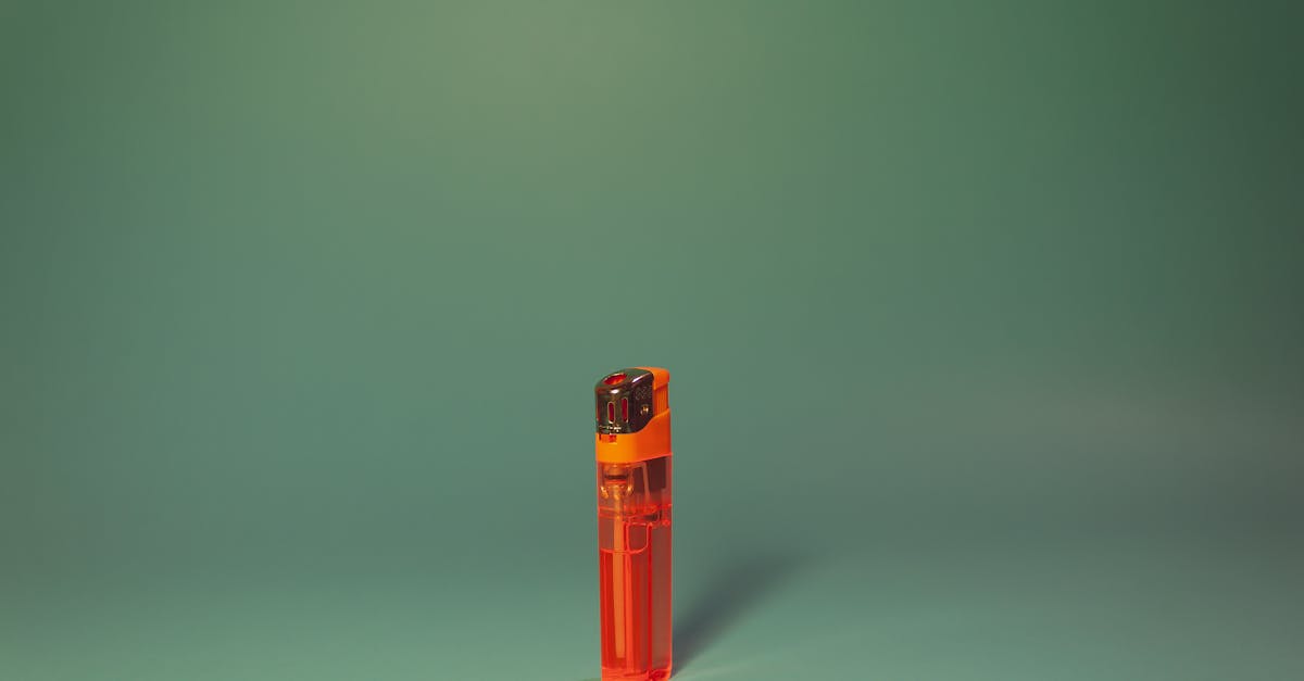 découvrez comment améliorer l'accès à l'énergie pour tous, en soutenant des solutions durables et innovantes qui favorisent le développement économique, social et environnemental.