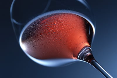Comment le PSG et le Qatar ont joué un rôle clé dans la montée en puissance du vin sans alcool